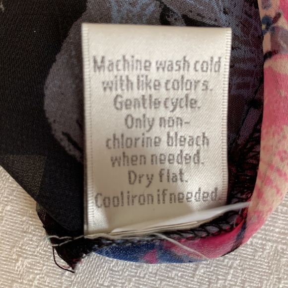 New NWT LAUREN CONRAD sheer blouse shirt L - Picture 6 of 6